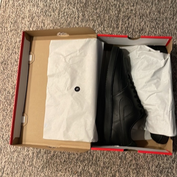 ✨✨Nike Court Vision Sneakers- Size 13 - Picture 7 of 8